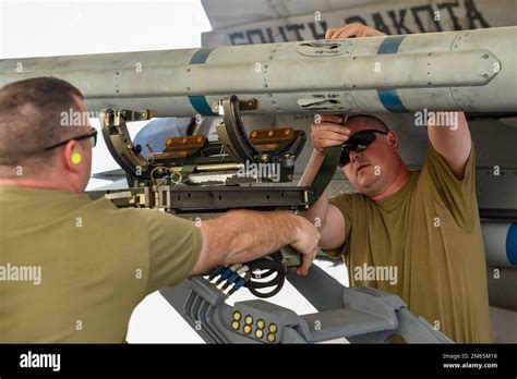 U S Air National Guard Tech Sgt Matthew Malde Right And U S Air