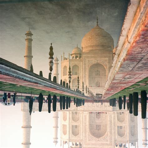 Openly Burning Garbage Around Agra is Discolouring the Taj Mahal - The Wire