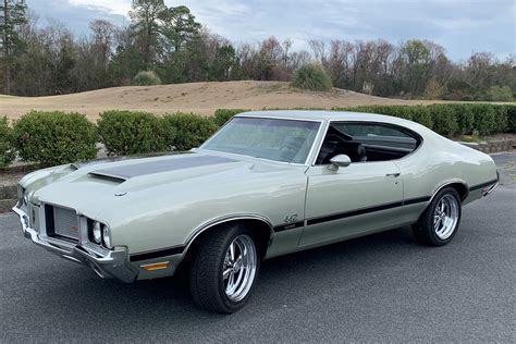 455-Powered 1970 Oldsmobile Cutlass 4-Speed for sale on BaT Auctions ...