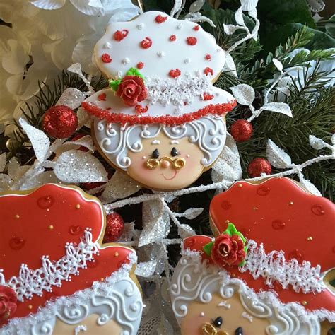 Adorable Mrs Claus Cookies By Teri Pringle Wood Christmas Cookies