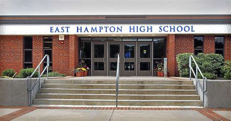 East Hampton High School students make 4th-quarter honors