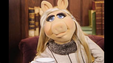 Miss Piggy Hates All The Muppets Hating Kermit Working Naked YouTube