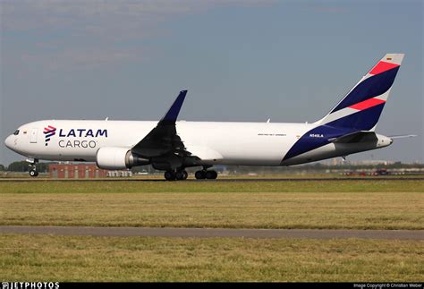 N La Boeing Er Bcf Latam Cargo Air Christian