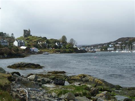 East Loch Tarbert and Tarbert Castle, Tarbert, Argyll and Bute, Scotland | Scottish castles ...