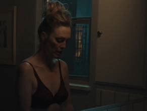 GLORIA BELL NUDE SCENES AZNude