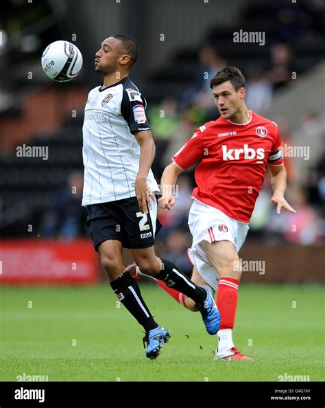 Charlton Athletic S Johnnie Jackson Right And Notts County S Julian