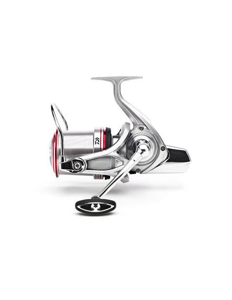 Mulineta Daiwa Emblem Surf 45 SCW QD