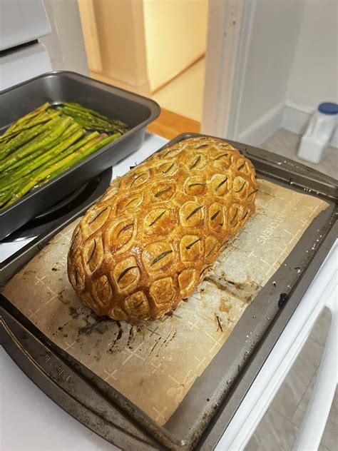 [homemade] Beef Wellington with Spinach and Artichoke filling! - Dining ...