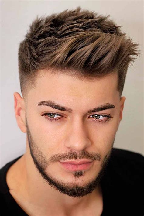 Taper Haircut Brushed Up Trending Hairstyles For Men Haircuts For Men Mens Short Hair