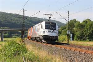 Der Wlc Mit Containerzug In Fahrtrichtung Norden Bahnbilder De