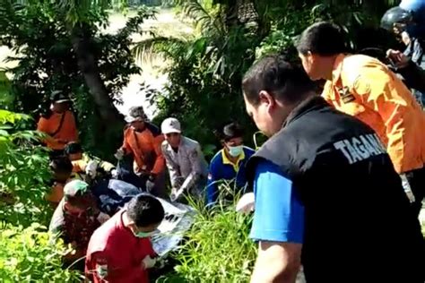 Tim Sar Gabungan Temukan Korban Tenggelam Di Sungai Serayu Banyumas