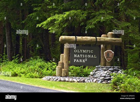 Entrance Sign Olympic National Park Hi Res Stock Photography And Images