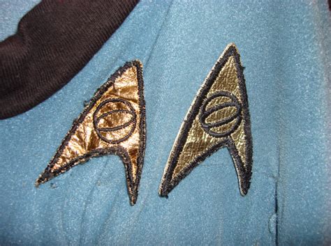 Star Trek Prop Costume And Auction Authority Some Tos Patch Braid And Insignia Photos