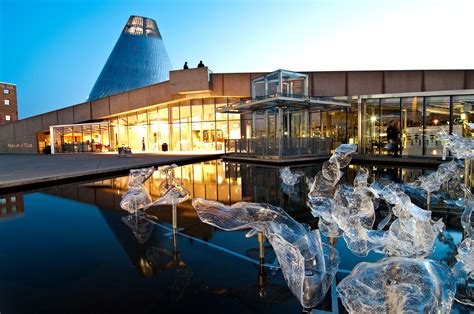 Museum Of Glass In Tacoma Washington Mike Hiran Galleries Digital Photography Review