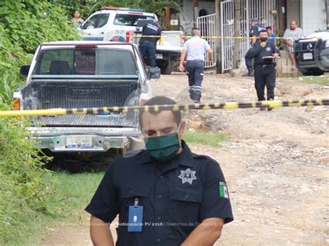 Asesinan A Oficial De Tránsito Y Su Esposa En Su Propia Casa