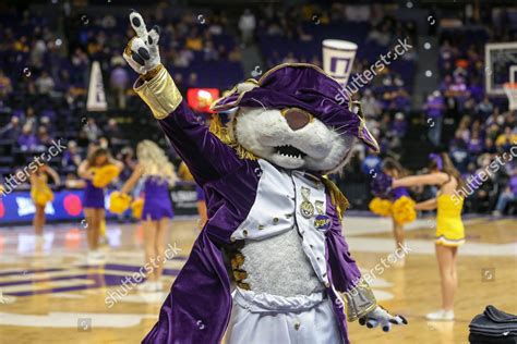 Lsu Mascot Mike Tiger Pumps Crowd Editorial Stock Photo - Stock Image | Shutterstock