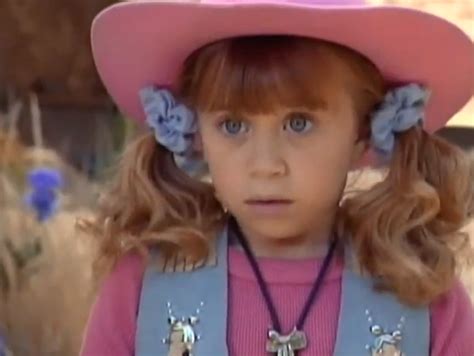 Ashley Olsenthe Adventures Of Mary Kate And Ashley Video Series Ashley