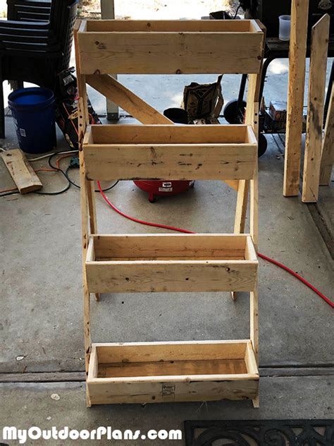 Building A 3 Tier Planter Stand Myoutdoorplans