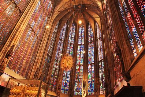 Marvel At 15 Of The Most Beautiful Stained Glass Windows In The World