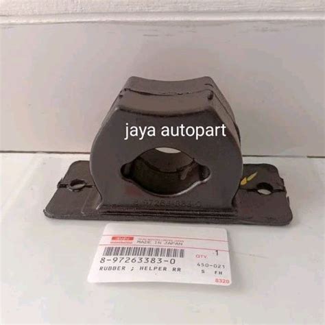 Isuzu Panther Rear Stopper Touring Capsule Price Per Pcs Shopee Malaysia