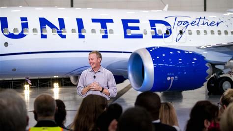 United Airlines Ceo Scott Kirby Salary And Compensation Aviation A Z