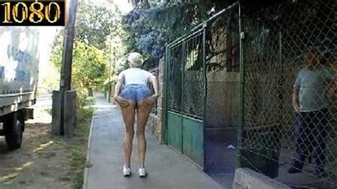 MINITRUCK PEDAL PUMPING IN SNEAKERS MP X Full HD AMATEUR HOMEGROWN VIDEOS