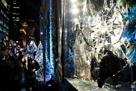 Here S A First Look At Bergdorf Goodman S Holiday Windows