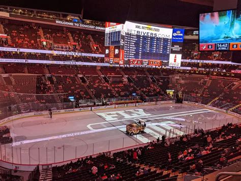 Top 10 Biggest Ice Hockey Arenas Stadium Freak