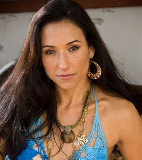 7 Hot Sexy Vanessa Suarez Bikini Pics