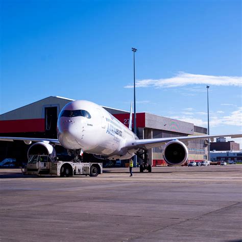 Laser-equipped 747 missile-buster flies last flight, claims its spot in the Boneyard - The Verge