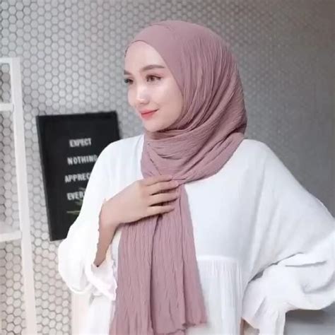 Jiniso Aura Active Hijab Pashmina Flowy Plisket Breeze