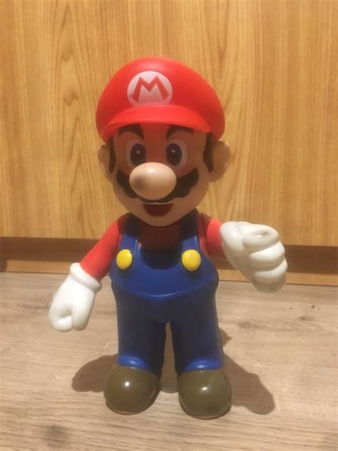 1 Nintendo Super Mario - Statue(s) - Catawiki