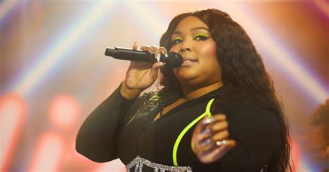 Lizzo Changes Lyrics of New Song ‘Grrrls’ to Remove 'Ableist Slur'