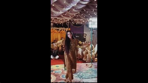 Mera Dil Ye Pukare Aaja Bheega Bheega Hai Sama Full Video Pakistani Girl Wedding Dance Video