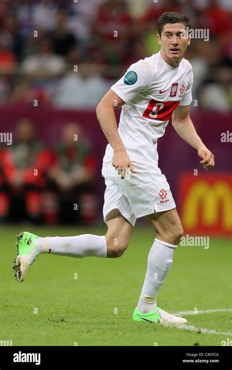 Robert Lewandowski Hi Res Stock Photography And Images Alamy