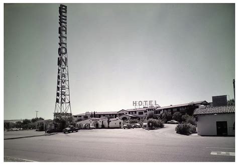 Richfield Beacon Barstow 1940s 7th And Main Is The Address Flickr