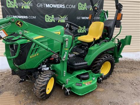 60in John Deere 1023e 4x4 Tractor W Loader And Backhoe