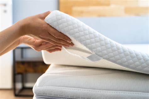 Best Mattress Toppers Top 5 Pads According To Sleep Experts