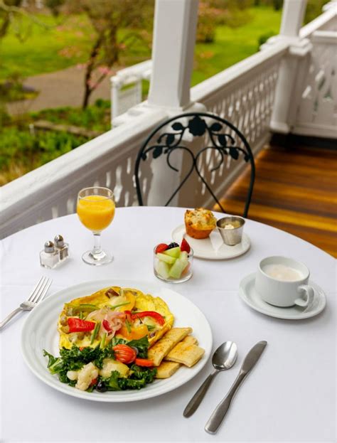 New Hope B&B | Delicious Daily Complimentary Breakfast