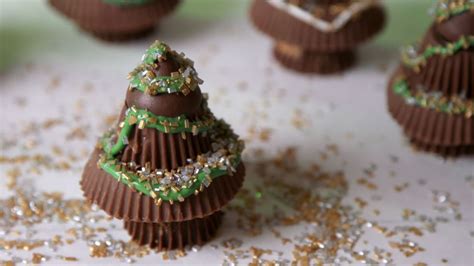 How to Make Reeses Trees - Reeses Holiday Desserts