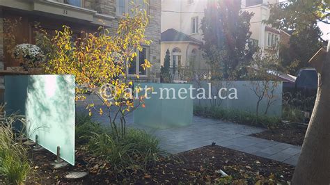 High Quality Metal Fence Materials and Hardware in Toronto