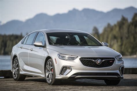 Premier Essai Buick Regal Sportback Luxury Car Magazine