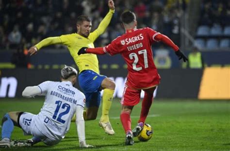 Benfica X Rio Ave Onde Assistir Escala Es E Arbitragem