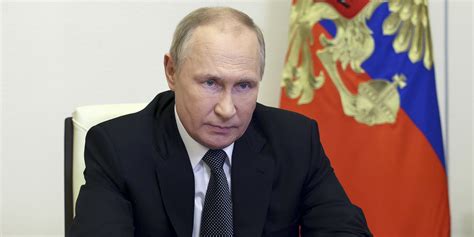 Putin Droht Dem Westen Mit Atomschlag Schweiz Ausland