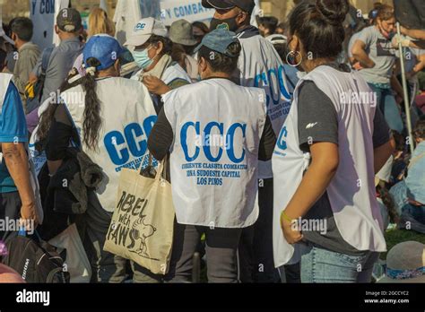 Clasista y combativo fotografías e imágenes de alta resolución Alamy