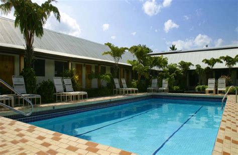 Hilo Seaside Hotel (Hilo, HI) - Resort Reviews - ResortsandLodges.com