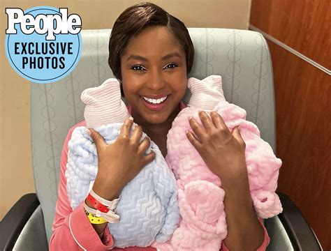 Gma3s Alicia Quarles Welcomes Twins See The Adorable First Photos