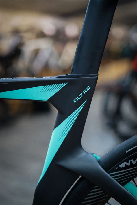 Bianchi OLTRE PRO ULTEGRA DI2 12SP 2024 VeloBrival