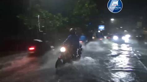 Diguyur Hujan Beberapa Jalan Di Dki Terendam Banjir Hingga Cm