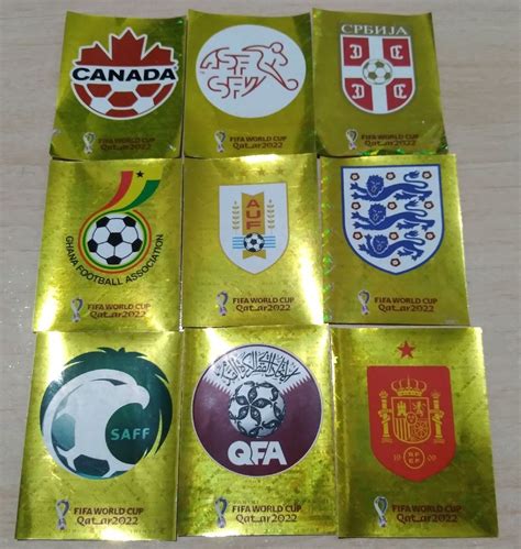 9 Figurinhas Brasões Dourados Item p Esporte e Outdoor Panini Nunca